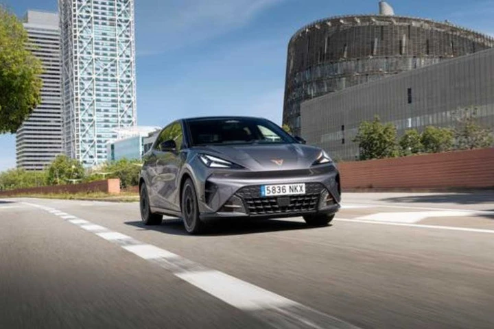 Cupra Raval: debutta la versione Plus, accesso alla gamma a meno di 30.000 euro
