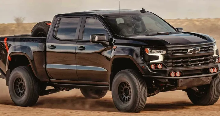 Chevrolet Silverado Fox Factory Edition sfida Ford F-150 Raptor R e Ram 1500 TRX