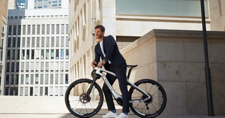 Porsche accelera la sua strategia sulle eBike ed apre due nuove divisioni