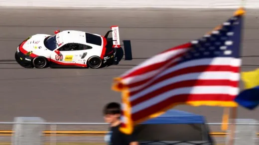 Porsche: la prima sfida è a Daytona