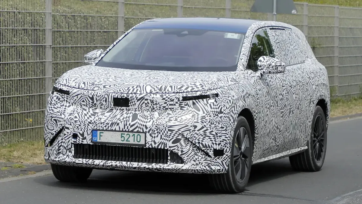 Skoda Eviatiq: le nuove foto spia del SUV elettrico derivato dalla Vision 7S
