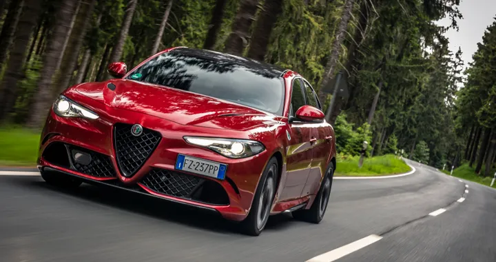 Alfa Romeo Giulia, la prossima generazione sarà elettrica