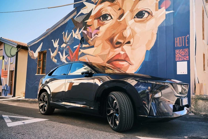 Mazda, da Hiroshima ad Aielli: un murale per raccontare la pace attraverso l’arte
