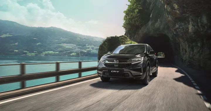 Honda CR-V, per il SUV ibrido arriva il restyling: le novità