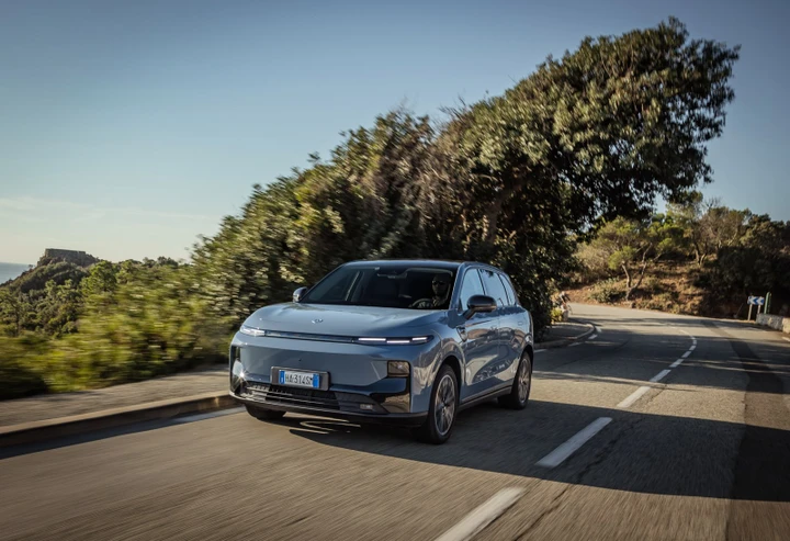 ingrandisci immagine