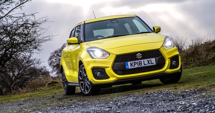 Suzuki pensa a un nuovo SUV compatto: sarà la Suzuki Swift Cross?