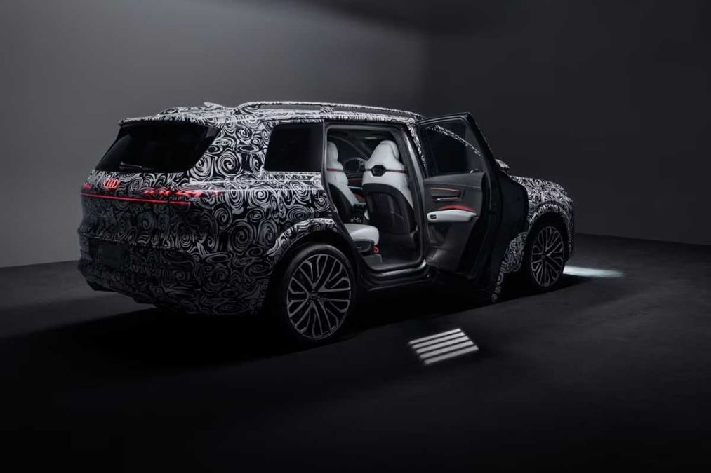 Anteprima: Nuova Audi Q9, primo assaggio degli interni hi-tech