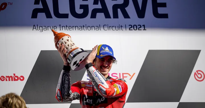 La Gazzetta del Motorsport, Bagnaia trionfa a Portimao. Titolo costruttori alla Ducati