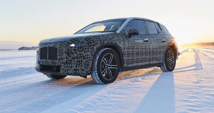 BMW iNEXT, primi test sulla neve per il SUV elettrico a guida autonoma