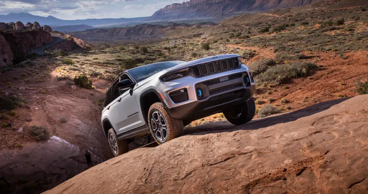 Jeep Grand Cherokee, la quinta generazione è anche Plug-in