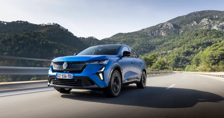 Renault Rafale E-Tech 4x4 300 CV: focus su tecnologia e prestazioni