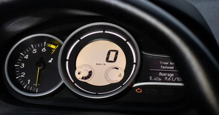 Spia motore accesa? Scopri il codice d’errore con questo piccolo dispositivo in offerta
