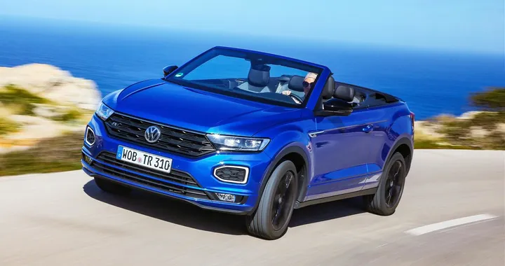 Volkswagen T-Roc Cabriolet, il SUV con tetto in tela arriva in Italia | Immagini