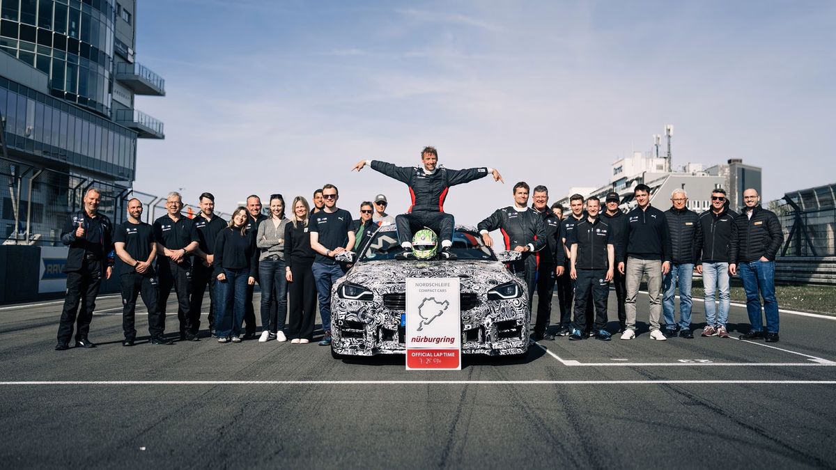 C'è una nuova regina al Nurburgring: giro record per la BMW M2 CS