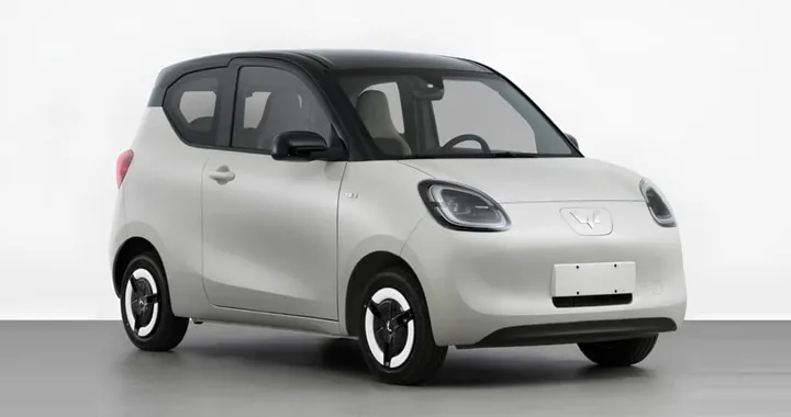 La city car elettrica Wuling Hongguang Mini EV si rinnova: ecco cosa cambia
