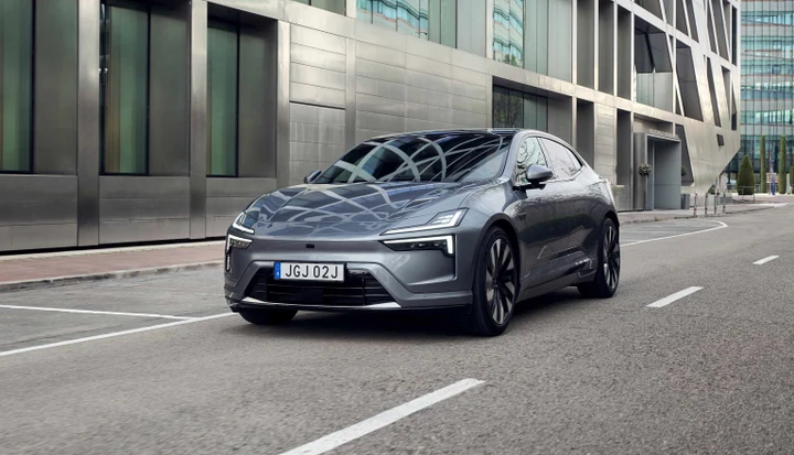 Polestar 4 Long Range: comoda e pregiata, ma a che prezzo? | Video