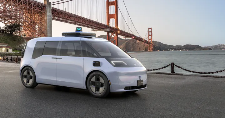 Zeekr, foto spia del futuro robotaxi elettrico per Waymo