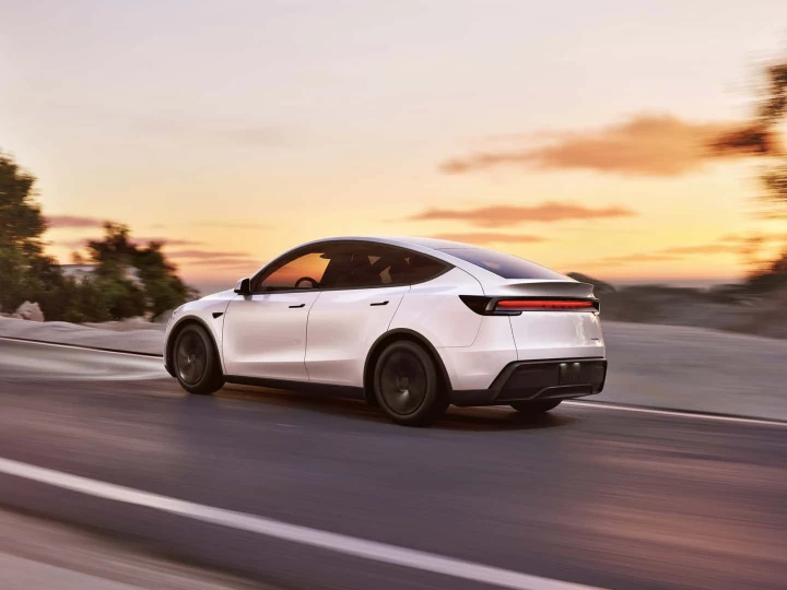 Tesla ha ottenuto l'approvazione per i test dei Robotaxi in Nevada