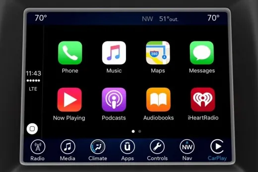 Apple CarPlay e Android Auto arrivano su Fiat 500, Tipo e Abarth 595