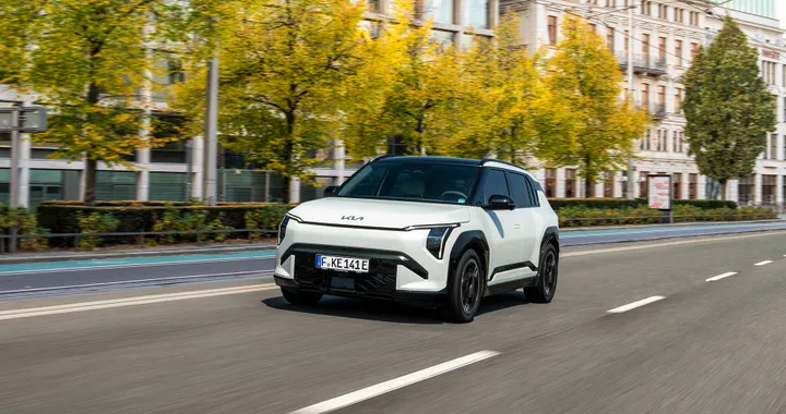 Kia presenta CarPay: pagamenti in auto senza interruzioni