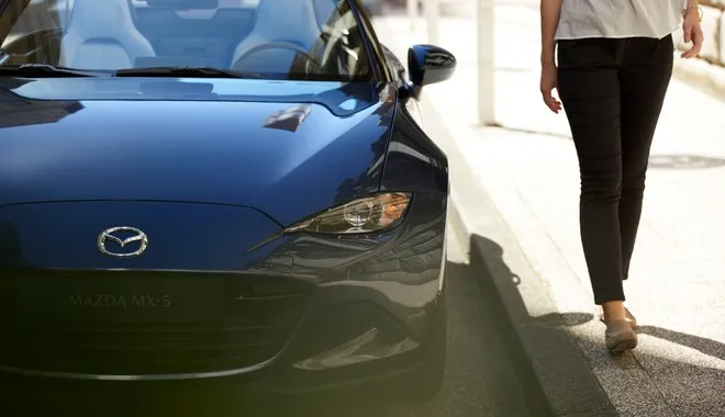 Mazda MX-5: la nuova generazione punterà sul motore benzina Skyactiv-X