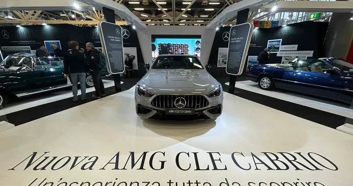 La storia delle cabriolet di Mercedes al salone Auto e Moto d'Epoca di Bologna