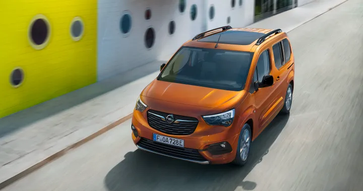 Opel Combo-e Life, il monovolume diventa elettrico: sino a 280 Km di autonomia