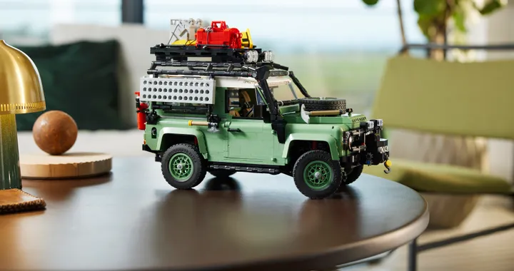 Land Rover Classic Defender 90, ecco il kit LEGO da oltre 2.300 pezzi