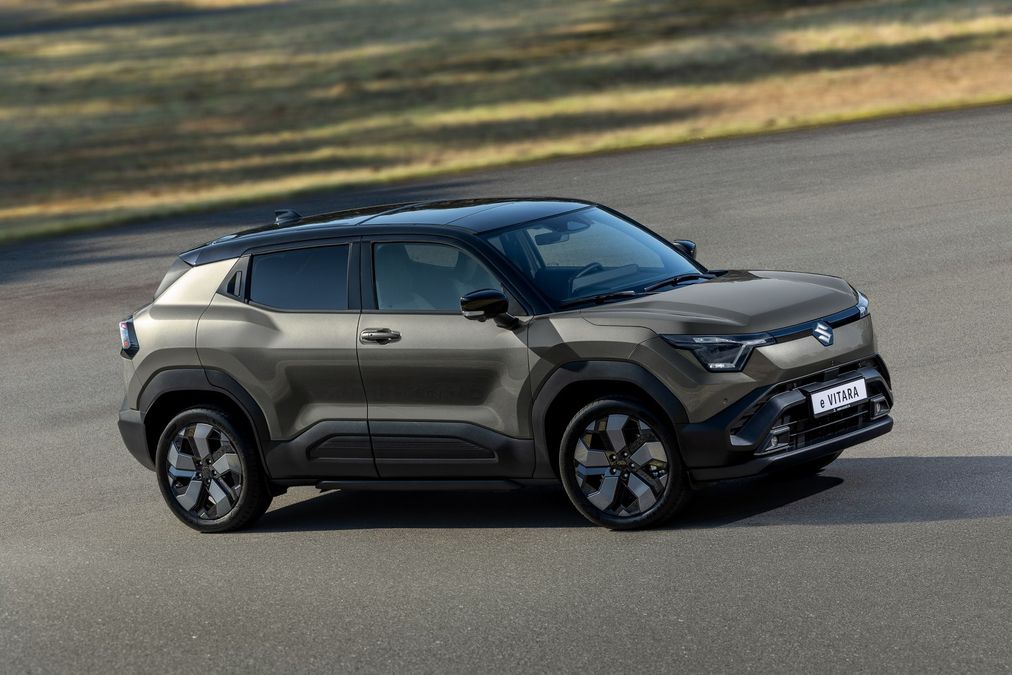 Nuova Suzuki e Vitara debutta in Italia, ecco quanto costa: prezzi da 27.900 euro con incentivi