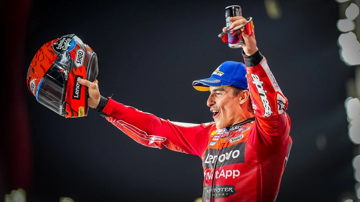 MotoGP, Qatar: Marquez e Ducati al comando, penalità per Vinales