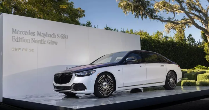 Mercedes-Maybach S680 Edition Nordic Glow si fa vedere alla Monterey Car Week