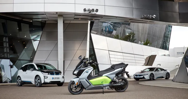 BMW: le prossime tappe verso auto elettrica e guida autonoma