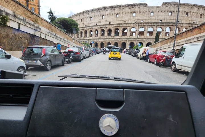 ingrandisci immagine