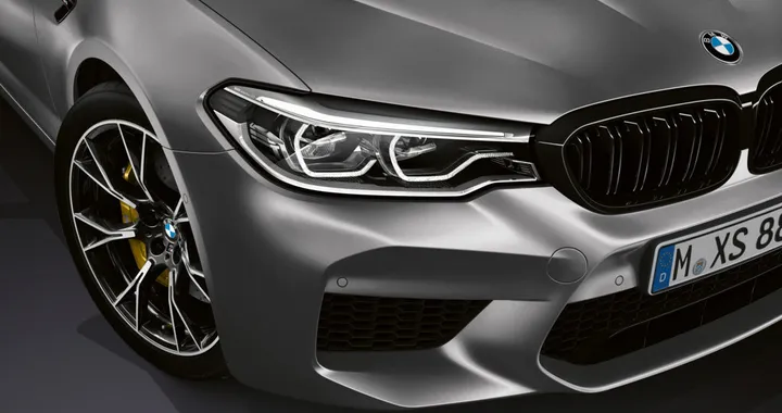 BMW M5, immagine teaser del restyling: debutto entro un paio di settimane