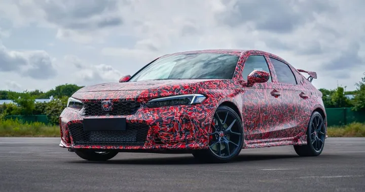 La nuova Honda Civic Type R si fa nuovamente vedere in pista