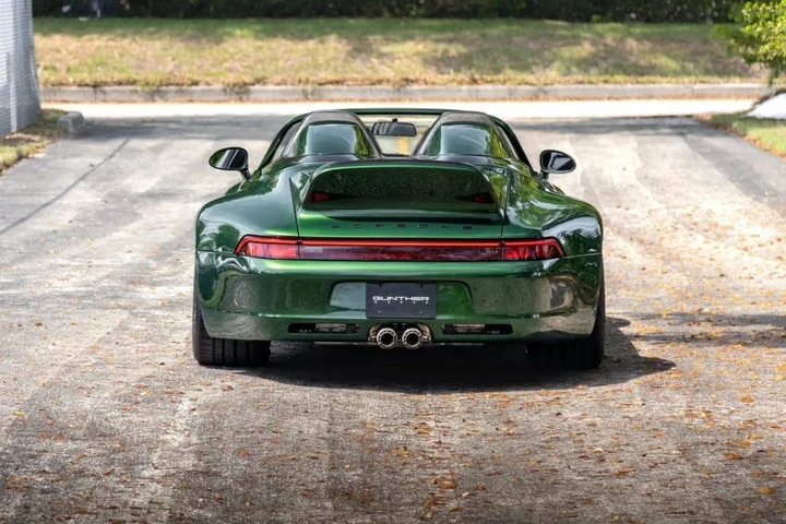 Rara Porsche 911 Carrera Speedster cambia pelle: prezzo da capogiro