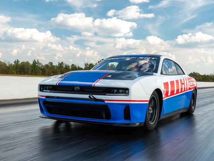 Dodge Charger, con la Hustle Stuff Drag Pak arriva il motore V8 Hemi