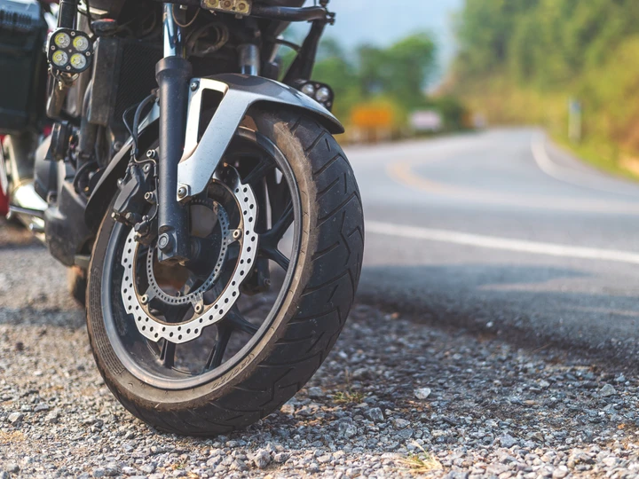 Approfitta dello sconto sul bloccadisco con allarme sonoro per la sicurezza della tua moto