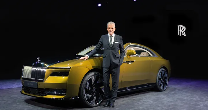 Rolls-Royce, vendite record nel 2022: il lusso non conosce crisi