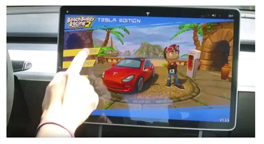 Tesla, ora si gioca anche a Beach Buggy Racing 2