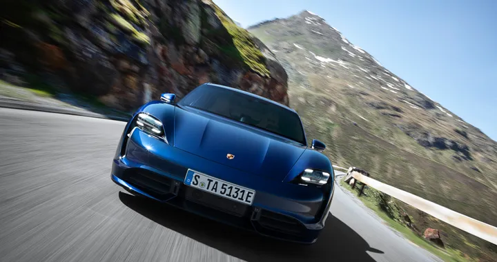 Porsche Taycan: da Audi arrivano 400 dipendenti per aumentare la produzione