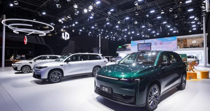 Leapmotor a Shanghai 2025: B10, B01 e tutte le novità del marchio di Stellantis