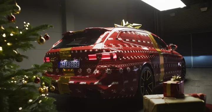 BMW, &quot;teaser natalizio&quot; per la M5 Touring