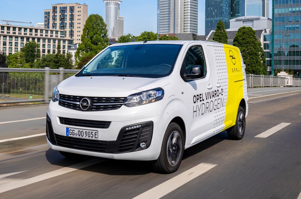 Stellantis, basta auto ad idrogeno: non ci sono prospettive