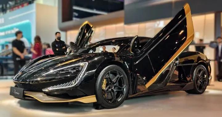 L'auto cinese più costosa di sempre vale più di una Ferrari