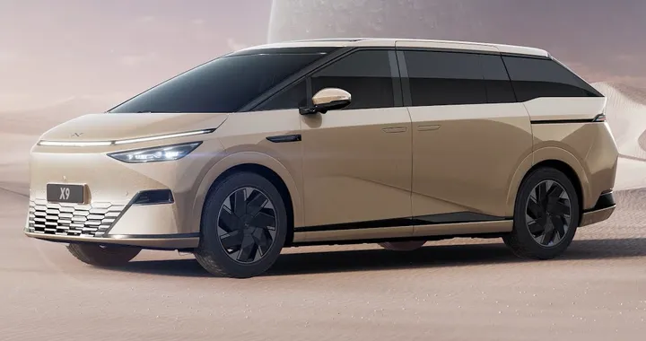 Xpeng X9, debutta in Cina il nuovo monovolume elettrico