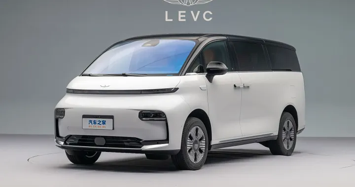 LEVC L380: debutta in Cina la monovolume ispirata agli aerei