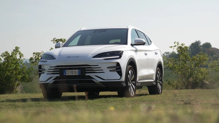 BYD continua a crescere in Italia. La SEAL U DM-i prima tra le Plug-in