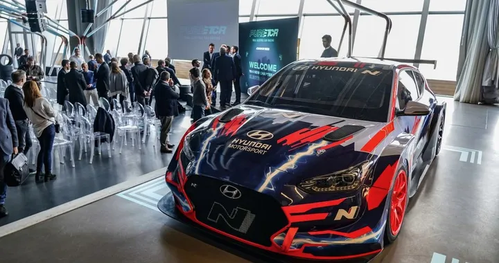 Pure ETCR, il campionato elettrico si prepara al Grand Reveal