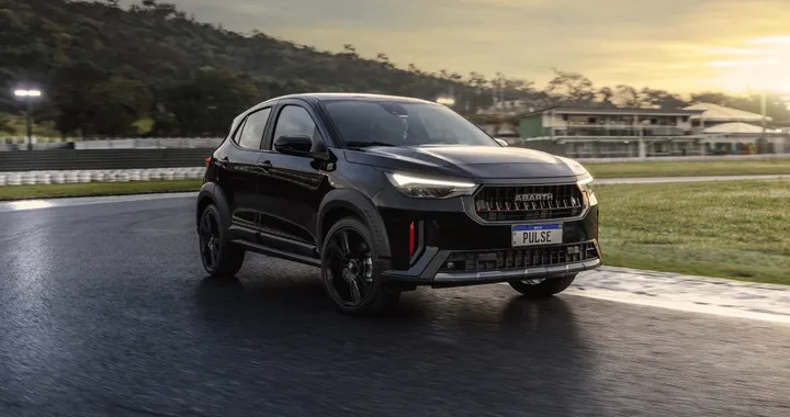 Nuova Pulse Abarth, SUV sportivo ma solo per il Brasile